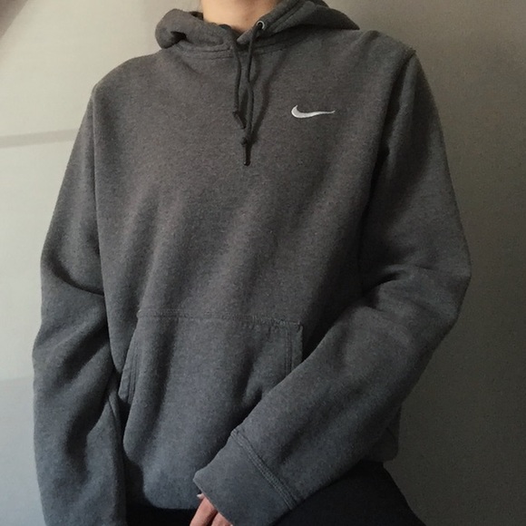 nike hoodie classic